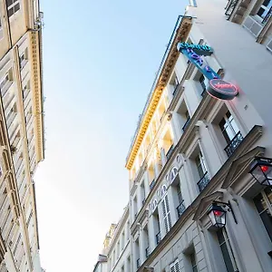 Hotel Grand Amour, Parijs